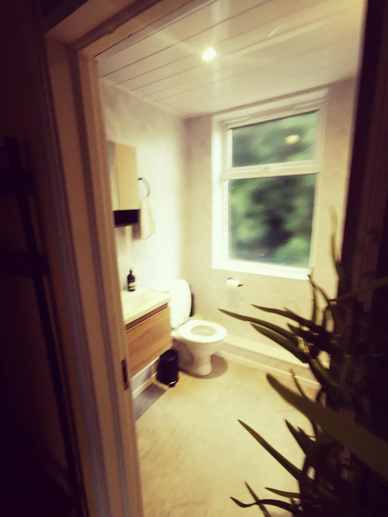 Entire 1 Bed Spacious Apartment, Private Balcony & Study Room Near City Whitehouse  Exteriér fotografie